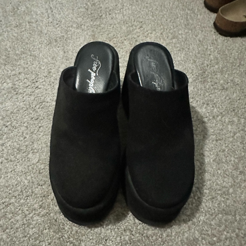 Free People Avery Black suede Mules